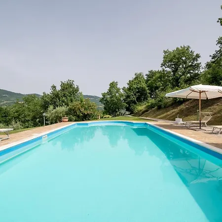 Gospodarstwo agroturystyczne Pugnano Alto- Girasole *